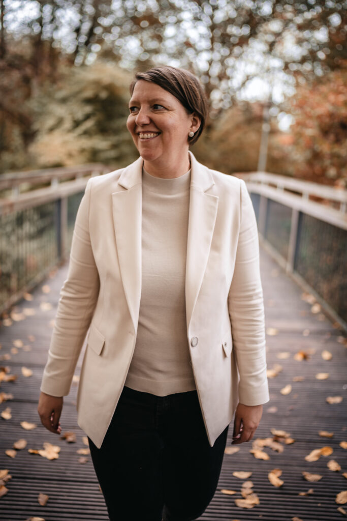 Traurednerin an der Location für die freie Trauung in Bielefeld